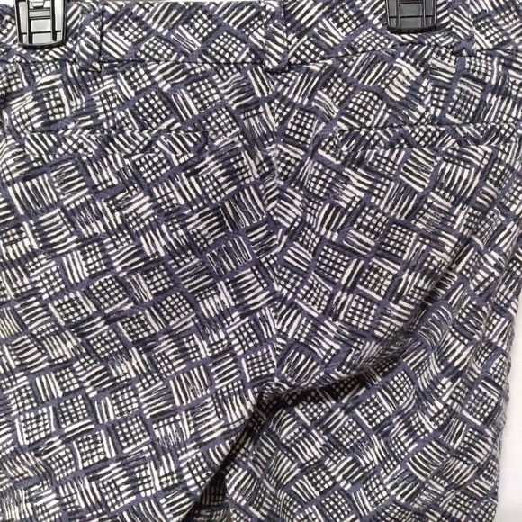 Anthropologie Cartonnier Cropped Pants Blue White Print Size 2 - Picture 6 of 9